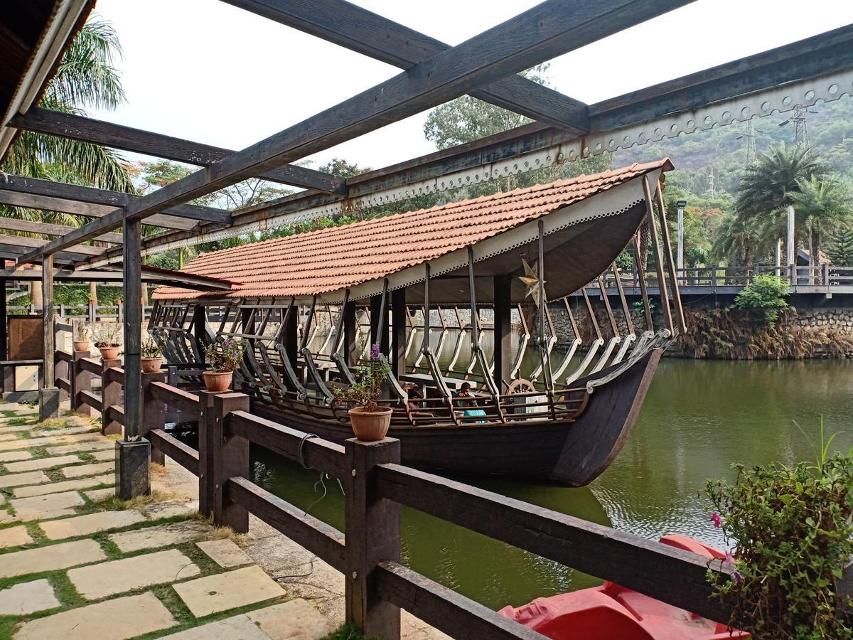 Mystica Resort โลนาวาลา ภายนอก รูปภาพ